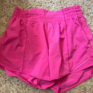 Lululemon hotty hot high-rise lined short 4in